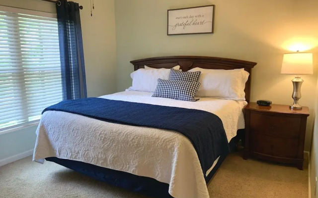 Cedar Lodge 102