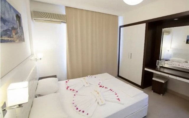 Side Suite Hotel