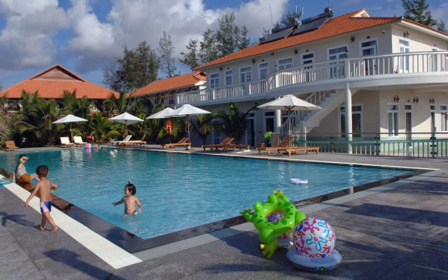 Saigon Emerald Resort