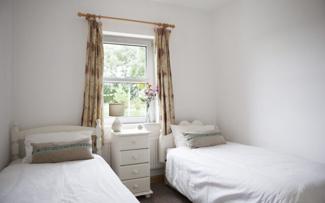 Inviting 4-bed House in Strokestown