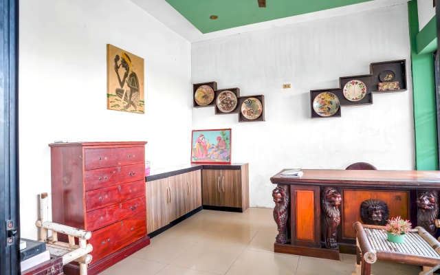 OYO 92609 Guest House Malay Singkawang
