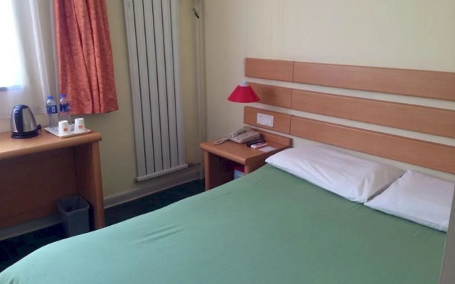 Home Inn Hotel (Tangshan Xinhua East Avenue Mianfang Road)