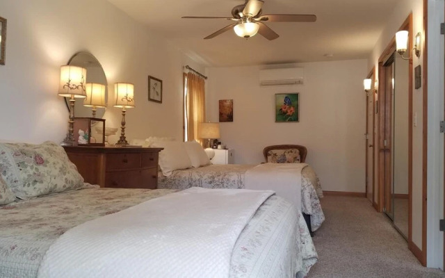 Yosemite Plaisance Bed & Breakfast