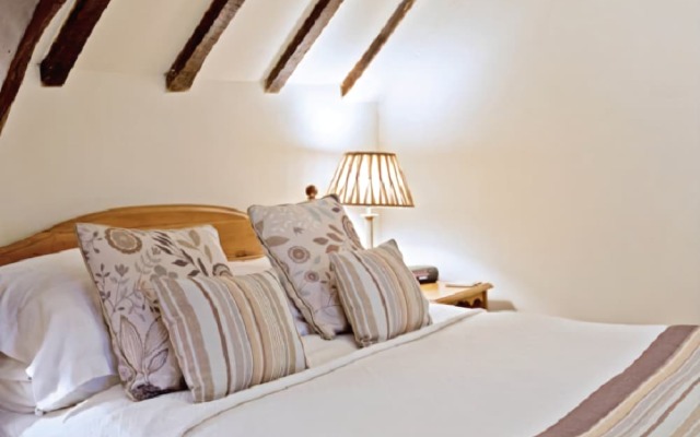 The Crown Country Inn