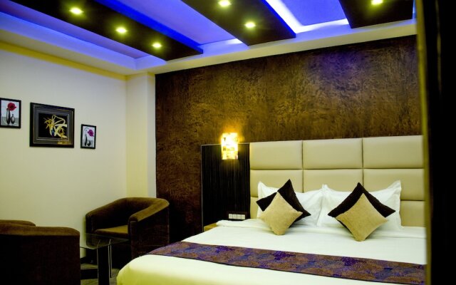 Dolphin Chocolate Inn