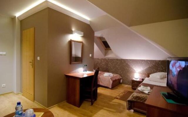 Hotelik Gościniec Pod Sosnami Drzonków