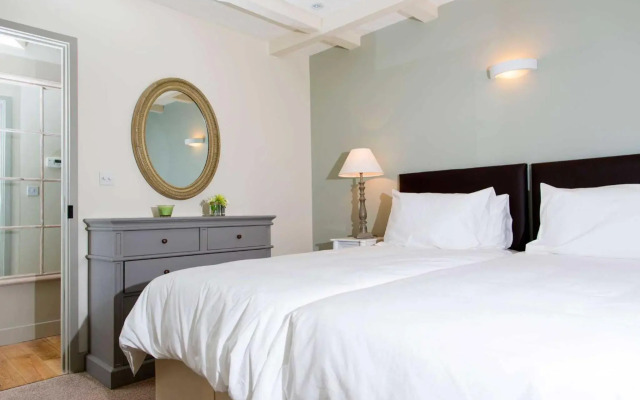 The Bear Hotel, Crickhowell