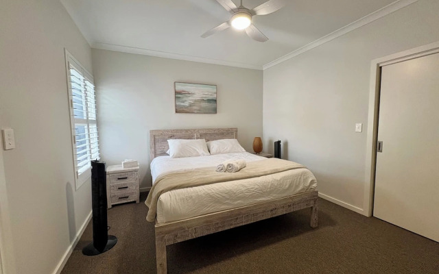 Blau - The Blue House