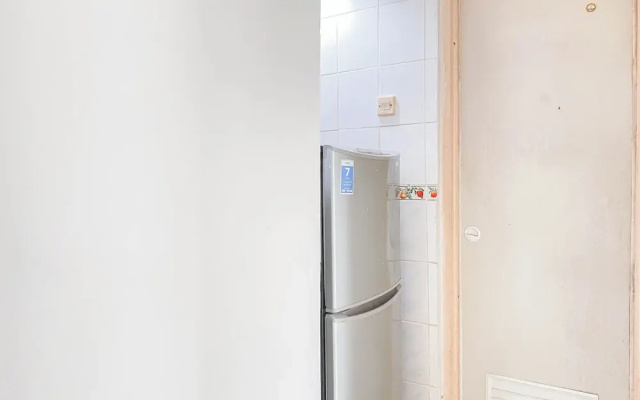 Homey 1Br At Taman Semanan Indah Cengkareng Apartment