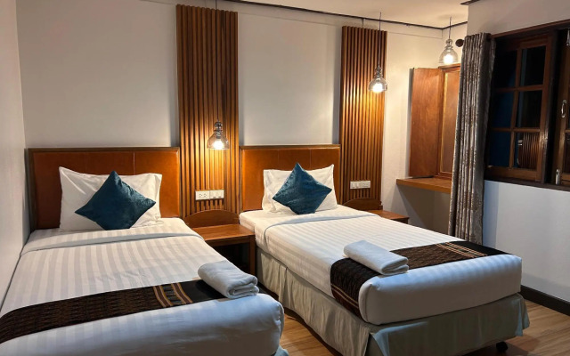 Clean Wave Resort