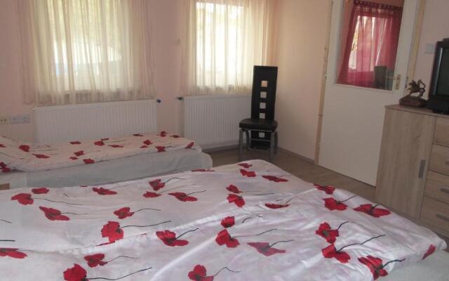 Tiszavirág Apartmanház