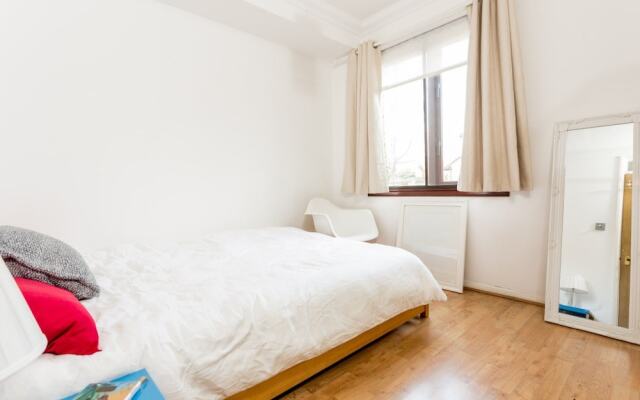 Modern House for 2 in Cambridge