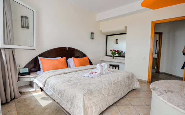 Appart'Hotel Intouriste