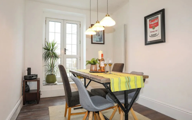 Harbourside Apartment