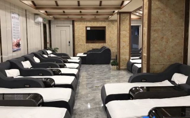 Shenhang Hotel (Shenyang Taoxian Airport Branch)