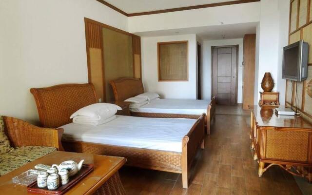 Crystal Blue Bay Vacation Hotel