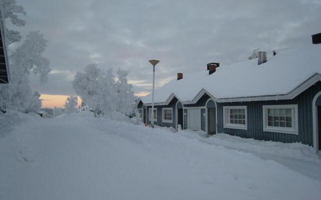 Saariselän Marjamajat