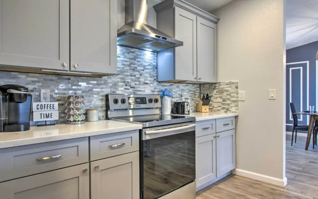Pet-friendly Scottsdale Oasis w/ Pool & Bbq!