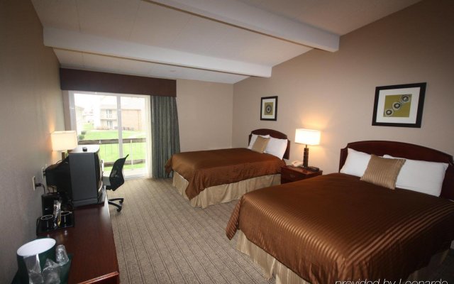 Eastland Suites Hotel & Conference Center