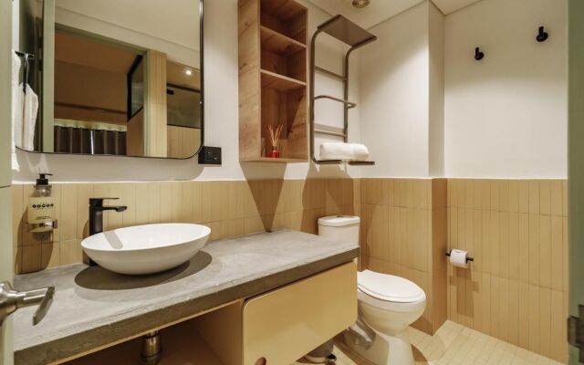 The Somos Flats Provenza