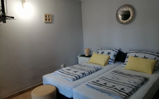 Petra - Apartments With Parking - SA1