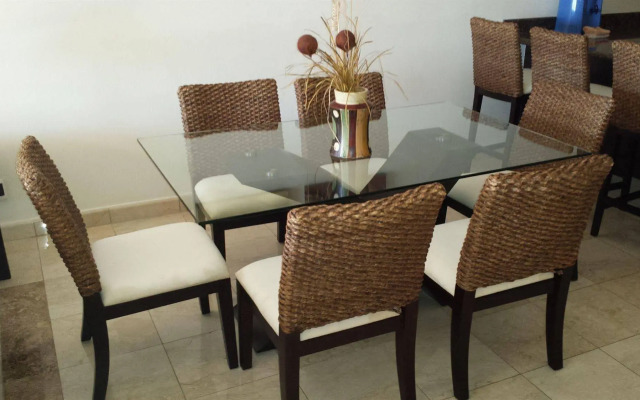 Residencia El Faro by Rentals Your Way