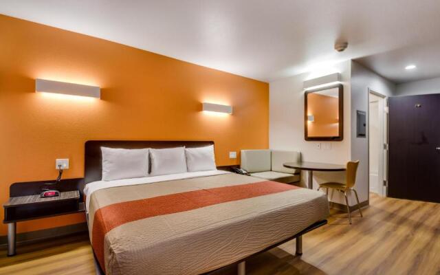 Motel 6