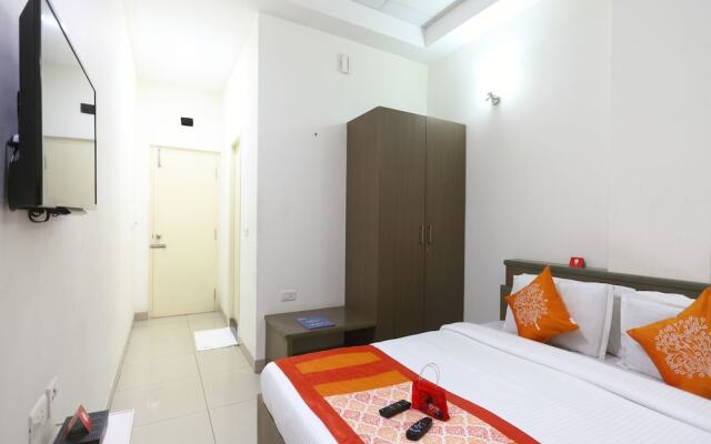 OYO 3547 Raj Guru Residency