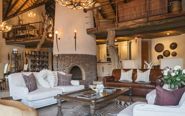 Royal Madikwe Game Lodge