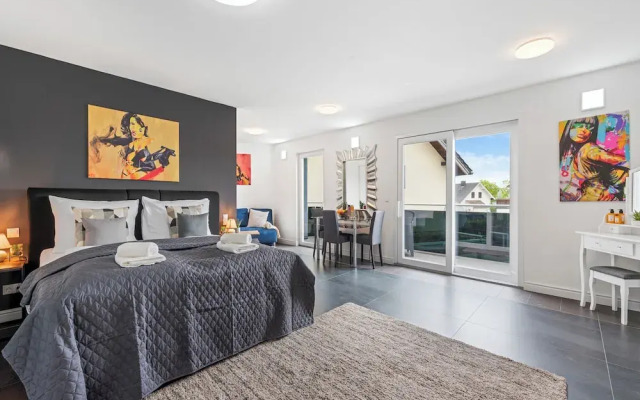 SKY9 Apartments - Homes & Villas