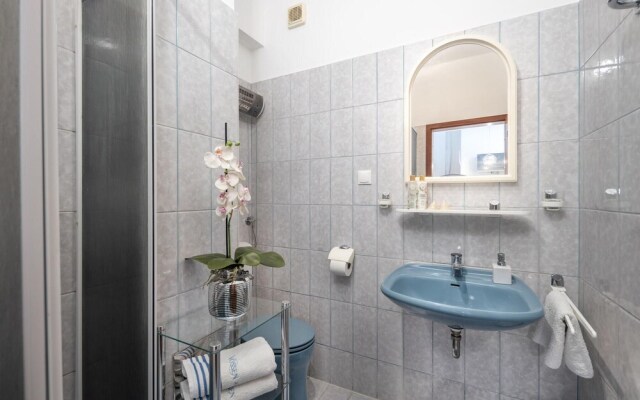 Stunning Home in Dramalj With Wifi and 2 Bedrooms