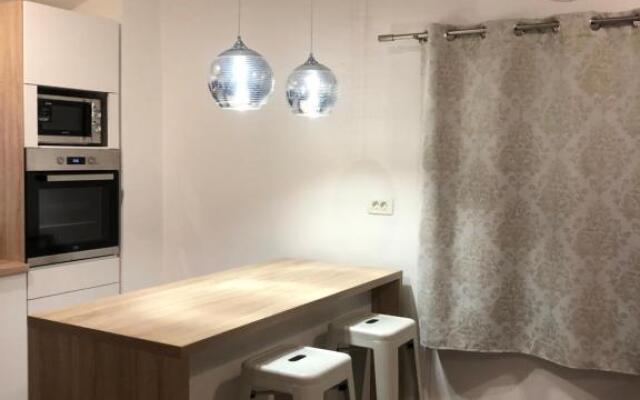 Ideal Holiday Apartment 2