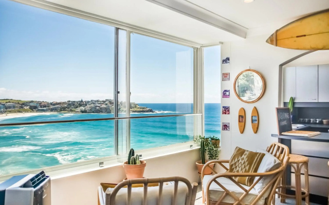 Bondi Cloud Surf House at Sydney Dreams Serviced Apartments