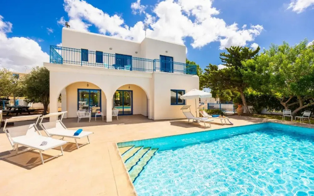 Villa Poseidonas in Peyia