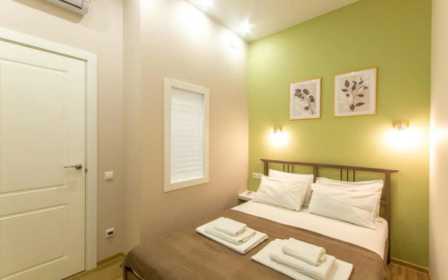 Green Home Apartments on Veselaya Street
