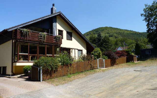 Ferienwohnung im Wald mit Kamin