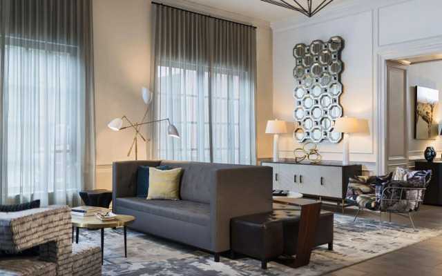 The Lindy Renaissance Charleston Hotel