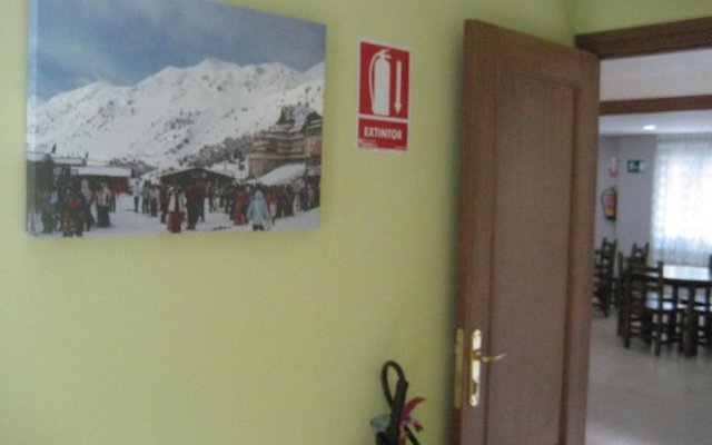 Albergue Río Aragón - Hostel