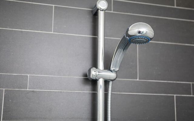 Comfortable chalet with dishwasher, in a nature reserve