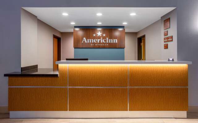 AmericInn by Wyndham Fulton Clinton