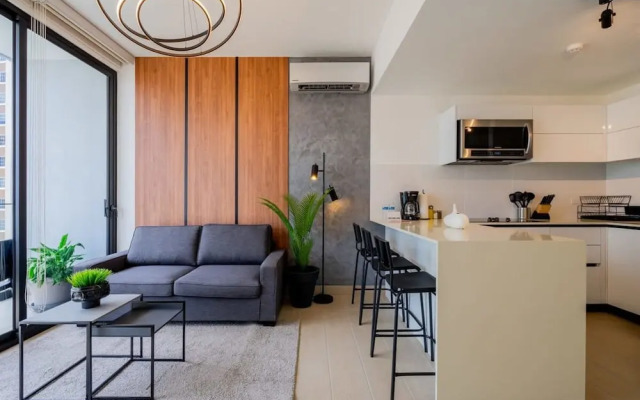 Tranquil 1BR Condo in San Francisco
