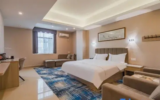 Light Luxury Apartment