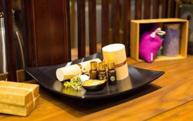 Xiyou Boutique Hostel (Fenghuang Hongqiao)