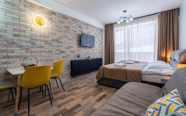 "Craft Room", Twins #129, new gudauri