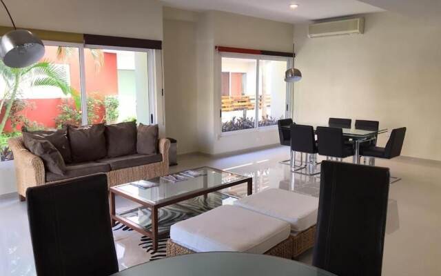 Sabbia Condos - Nice Apartment