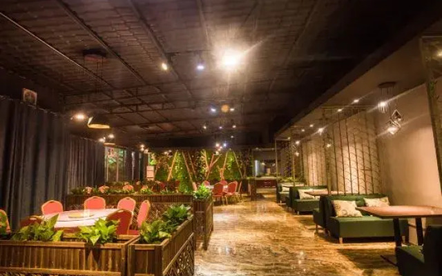 Baiyang Nianhua Hotel
