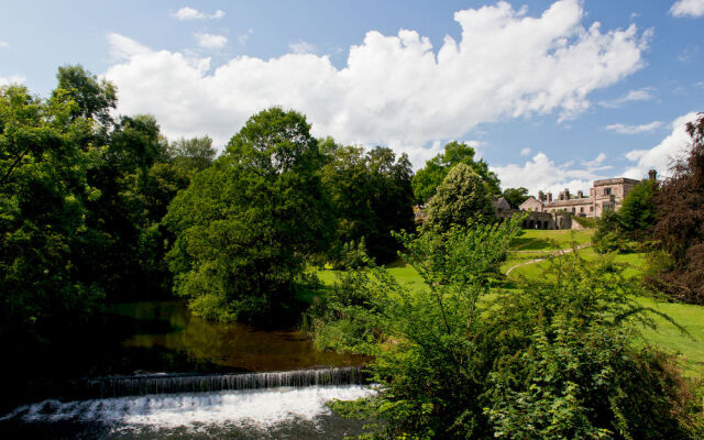 YHA Ilam Hall