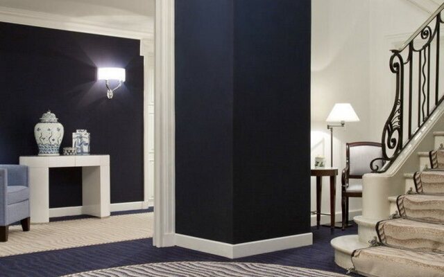 Hôtel Barrière l'Hermitage