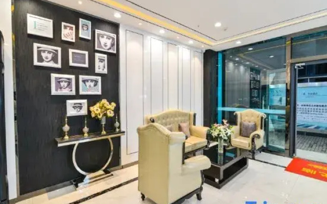 Lanzhou Zhangye Road Provincial Government Metro Station Feitian Ruyi Hotel