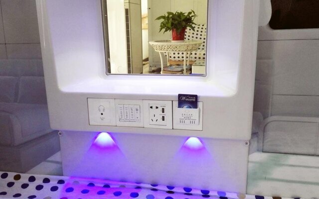 Zhengzhou Changlv Capsule Hotel